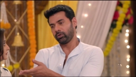 Pyaar Ka Pehla Naam Radha Mohan - 19th October 2022